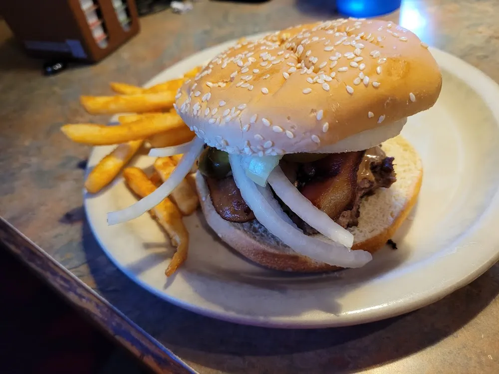 Peanut Butter Jalapeño Bacon Burger